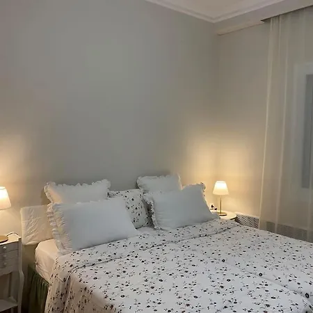 Elegant Sea View *