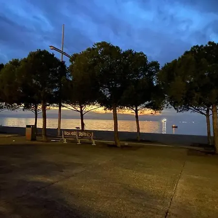 Elegant Sea View *